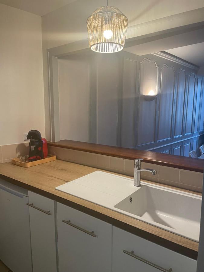 « Au Coeur De Dole » Apartamento Exterior foto